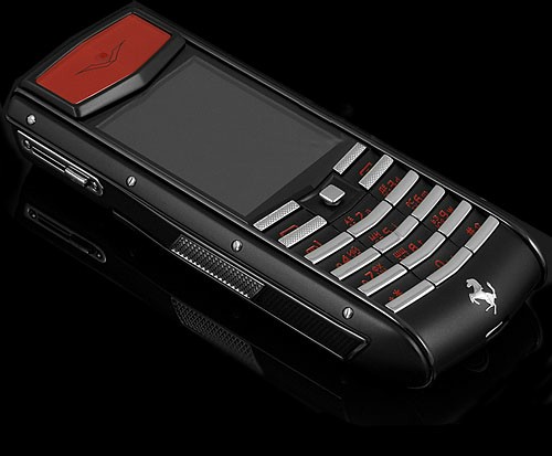 Купить мобильный телефон Vertu Ascent Ti Ferrari Nero